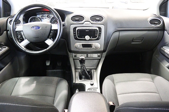 Ford Focus 10 of 13