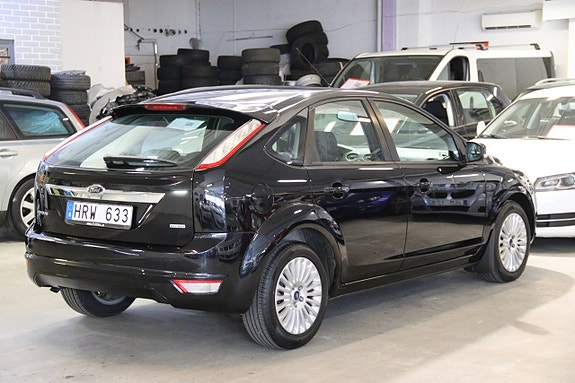 Ford Focus 5 of 13