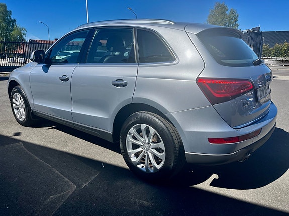 Audi Q5 4 of 5