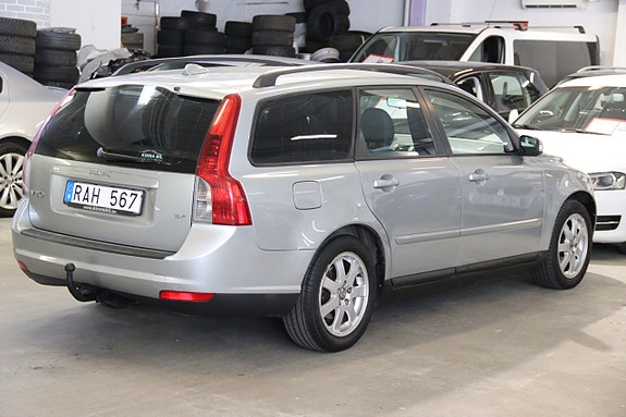 Volvo V50 5 of 5