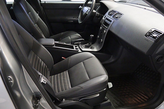 Volvo V50 11 of 13
