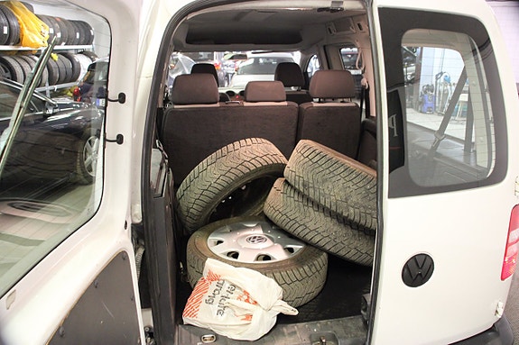 Volkswagen Caddy Maxi 4 of 5