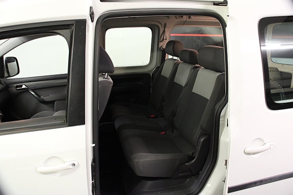 Volkswagen Caddy Maxi 15 of 15