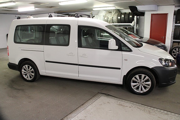 Volkswagen Caddy Maxi 8 of 15