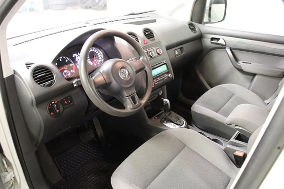 Volkswagen Caddy Maxi 13 of 15