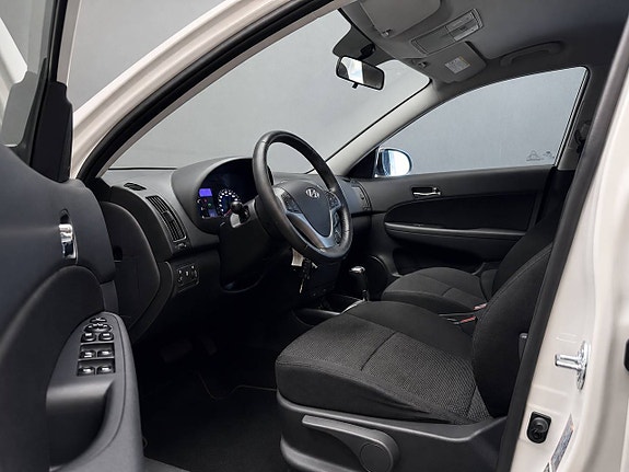 Hyundai i30 7 of 13