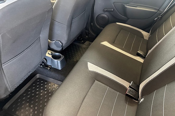 Dacia Logan 12 of 17