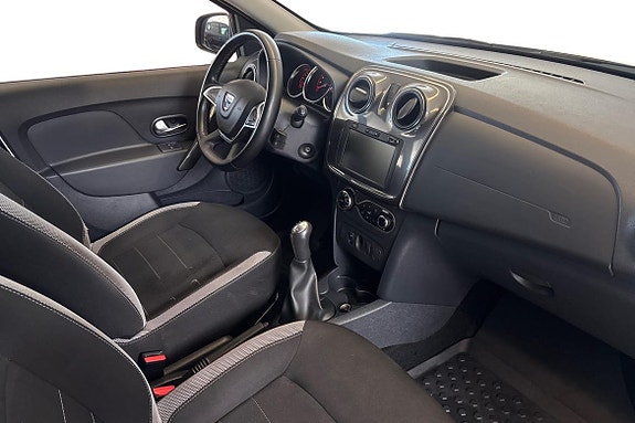 Dacia Logan 10 of 17