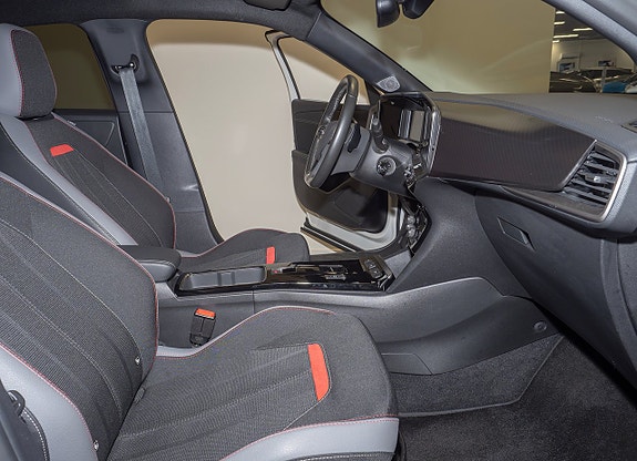 Opel Mokka 2 of 5