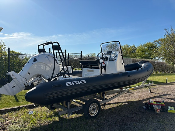 Brig navigator 610P 2 of 5