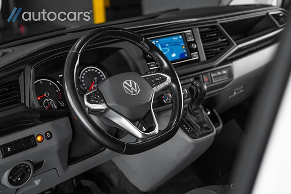 Volkswagen Transporter 21 of 30