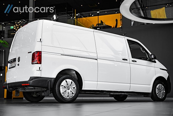 Volkswagen Transporter 4 of 5