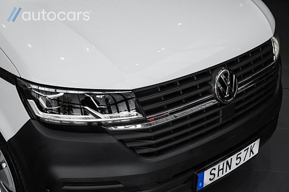Volkswagen Transporter 9 of 30