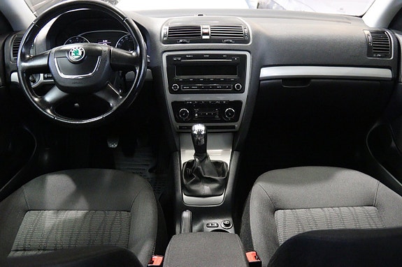 Skoda Octavia 7 of 13