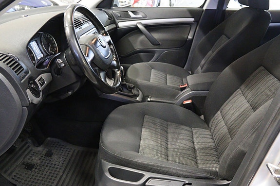 Skoda Octavia 9 of 13