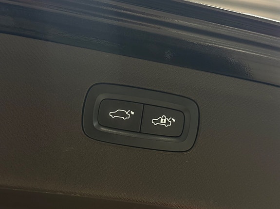 Volvo XC90 22 of 25