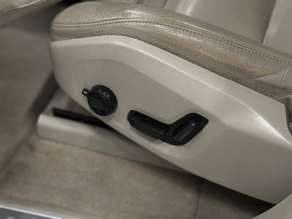 Volvo XC90 21 of 25