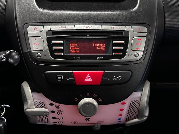 Toyota Aygo 14 of 16