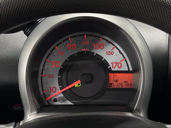 Toyota Aygo 13 of 16