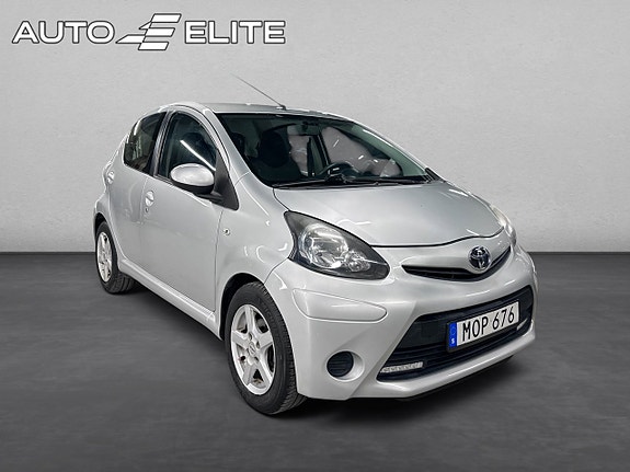 Toyota Aygo 8 of 16