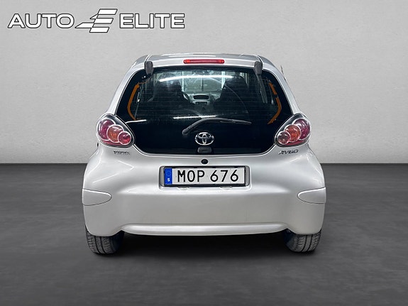 Toyota Aygo 4 of 5