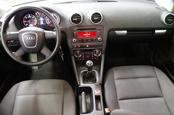 Audi A3 9 of 15