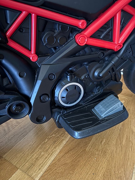 Product image 9 of 10