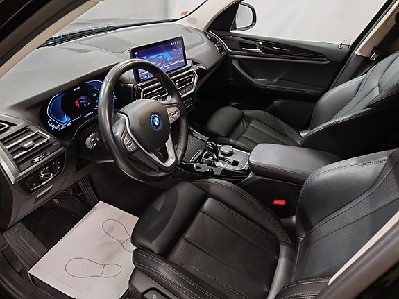 BMW X3 8 of 17