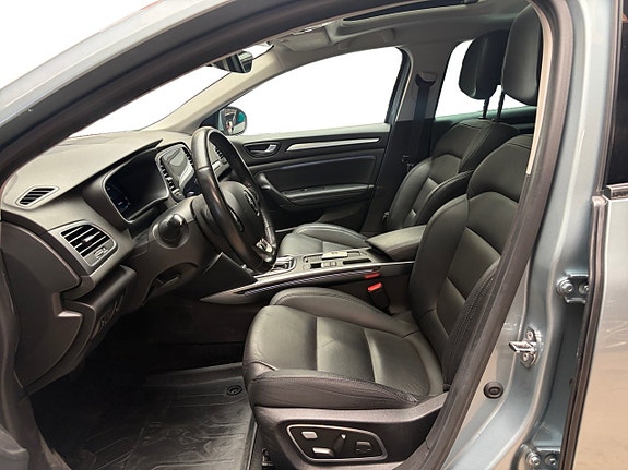 Renault Megane E-Tech 12 of 17