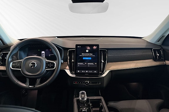 Volvo XC90 9 of 30