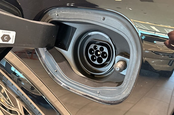 Volvo XC90 18 of 30