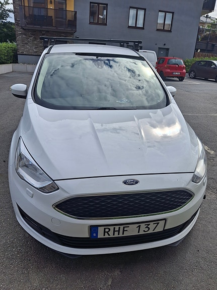 Ford C-Max 3 of 6