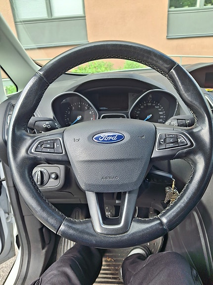 Ford C-Max 6 of 6