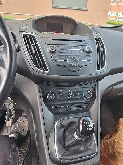 Ford C-Max 5 of 6
