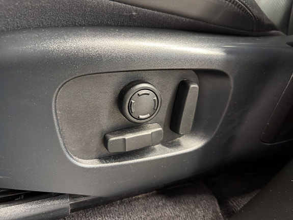 Land Rover Range Rover Sport 25 of 27