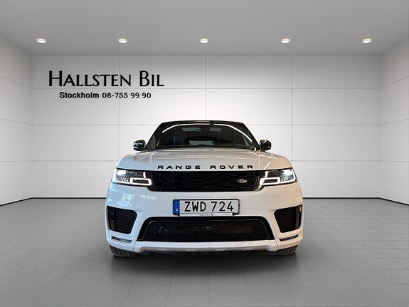 Land Rover Range Rover Sport 3 of 5