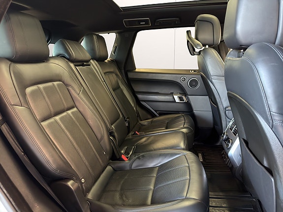 Land Rover Range Rover Sport 15 of 27