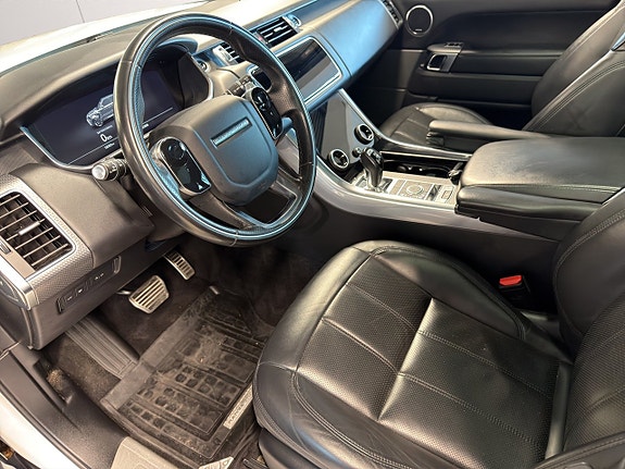 Land Rover Range Rover Sport 10 of 27