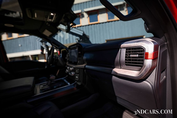 Ford F-150 21 of 29