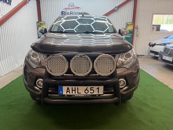 Mitsubishi L200 2 of 22