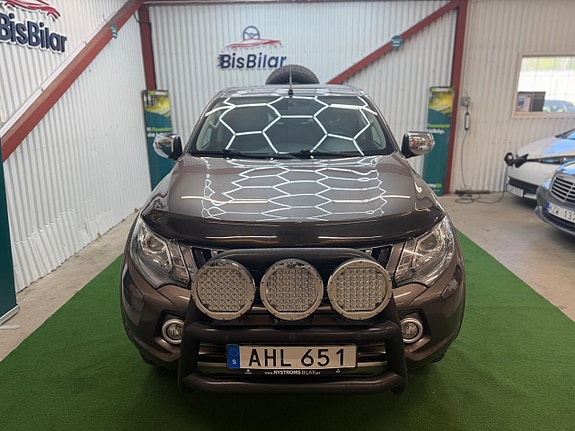 Mitsubishi L200 4 of 22
