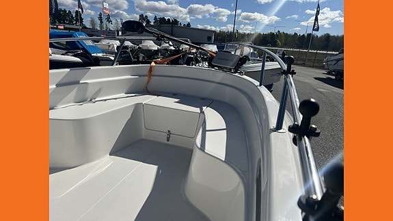 Micore 550 cc fiskeutrustad med trailer 3 of 5