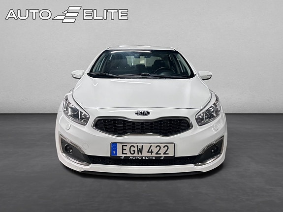 Kia Ceed 9 of 23