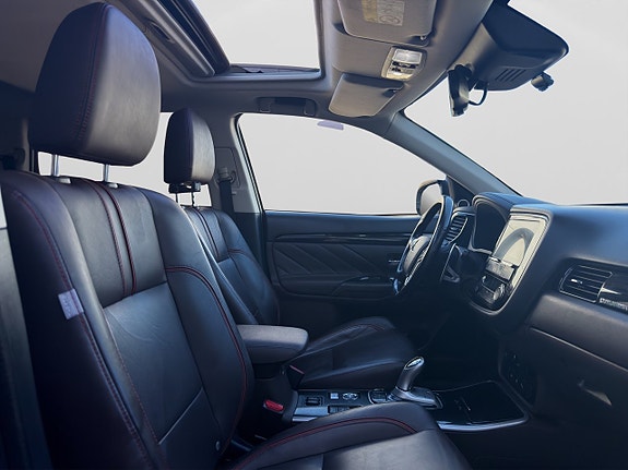 Mitsubishi Outlander 25 of 28