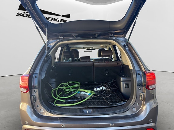 Mitsubishi Outlander 22 of 28