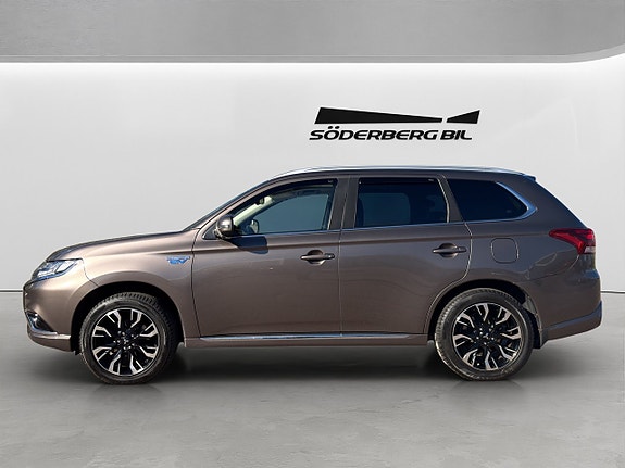 Mitsubishi Outlander 4 of 28