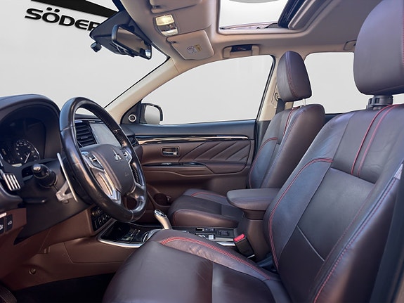 Mitsubishi Outlander 8 of 28