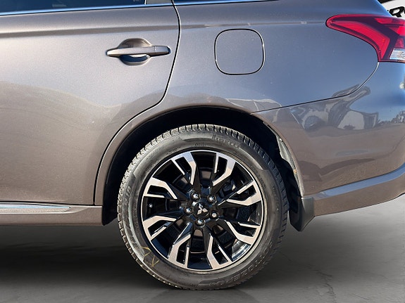 Mitsubishi Outlander 6 of 28