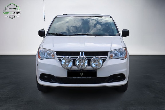 Dodge Grand Caravan 3 of 19