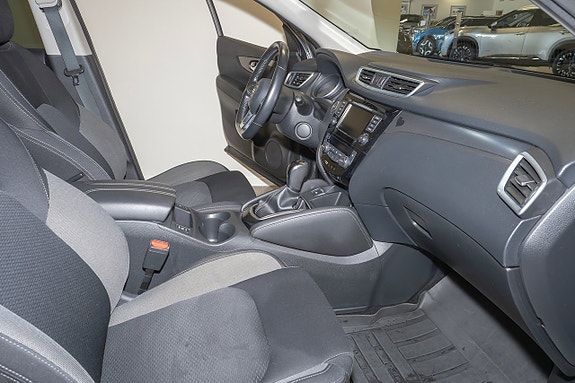 Nissan Qashqai 2 of 5